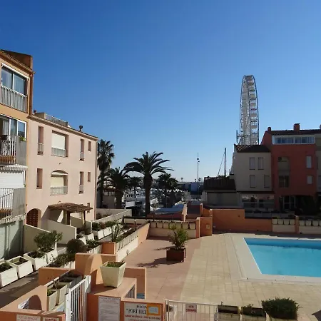 2 Pieces 35 M² Cap D'agde, Centre Port, Bel Type 2 Loggia Piscine Агд