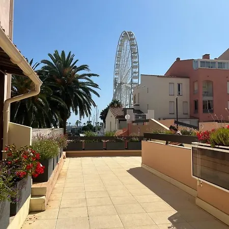 2 Pieces 35 M² Cap D'agde, Centre Port, Bel Type 2 Loggia Piscine Апартаменти Агд