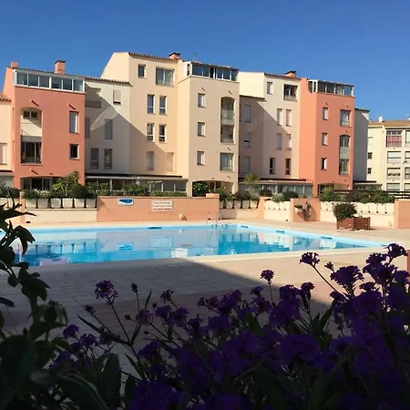 2 Pieces 35 M² Cap D'agde, Centre Port, Bel Type 2 Loggia Piscine Агд